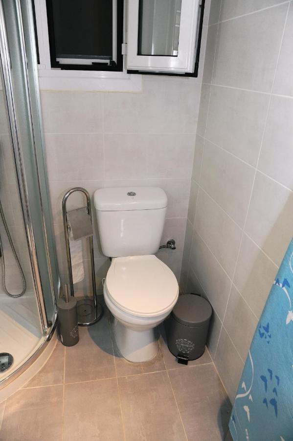 Freatida Apartment Piraeus Luaran gambar