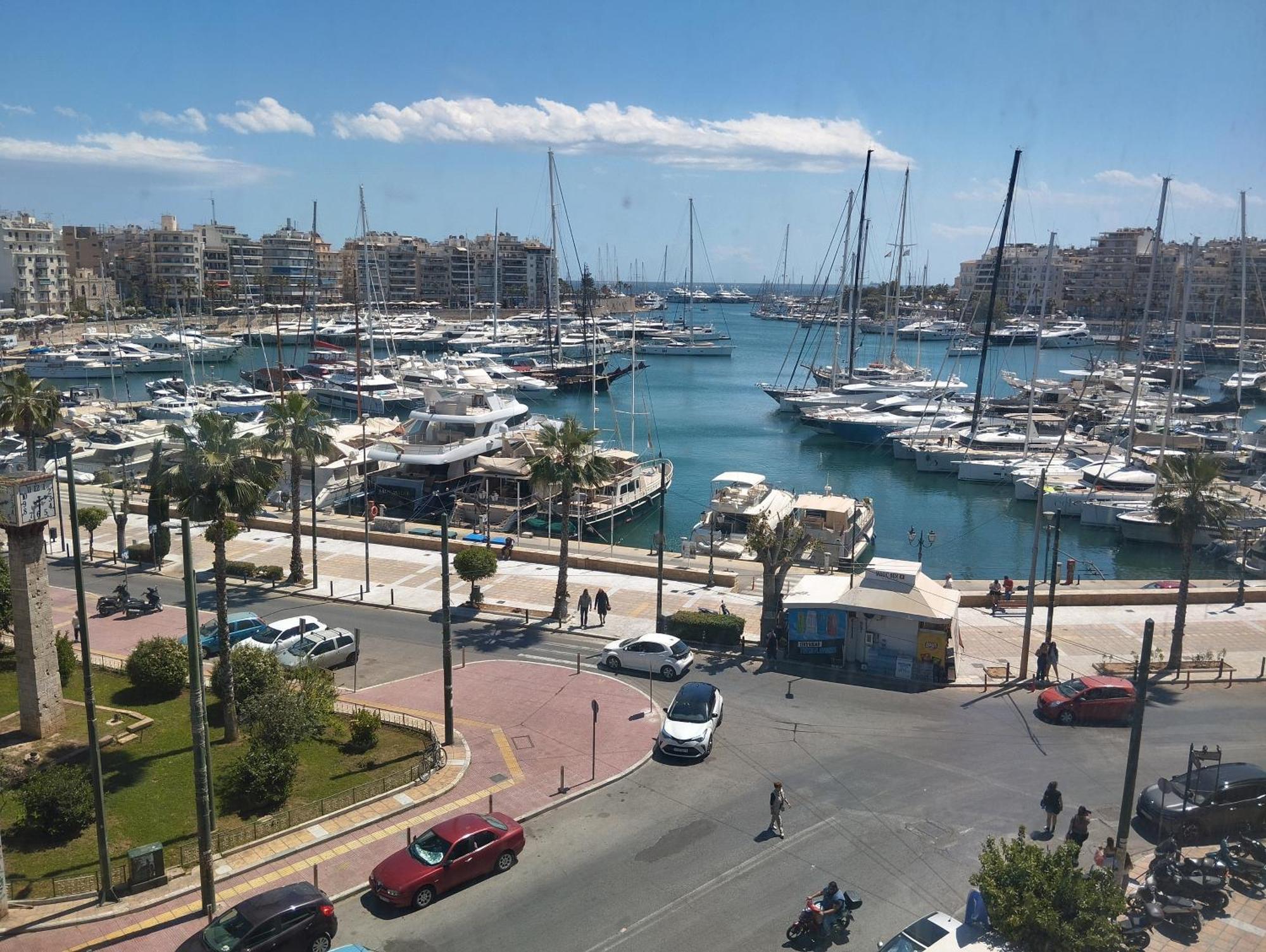 Freatida Apartment Piraeus Luaran gambar